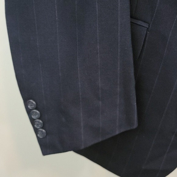 BURBERRY'S Vintage Pinstripe Blazer - Picture 4 of 10